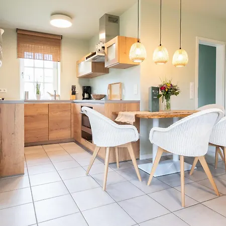 Lh Strandgefluester, App 1 *